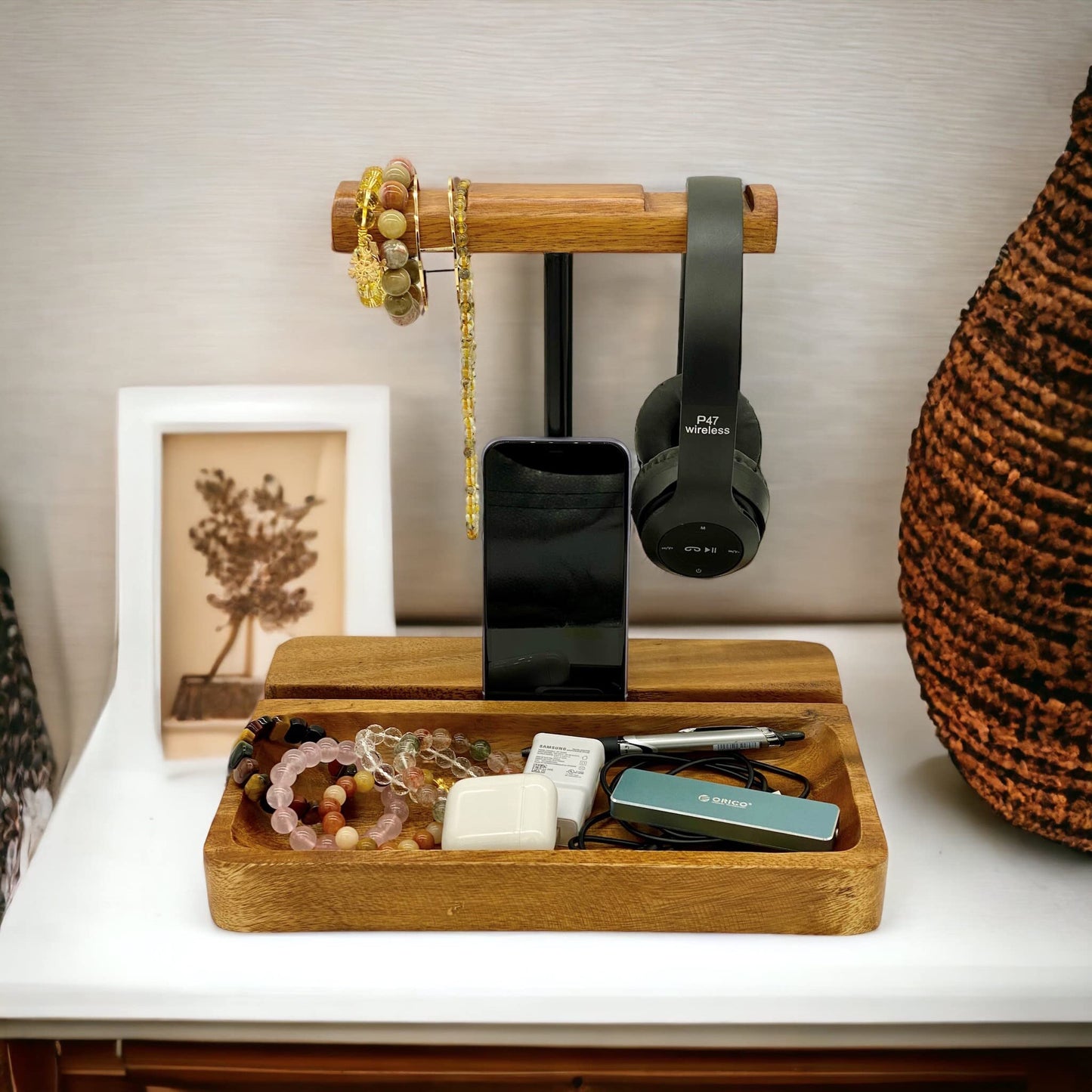 WRIGHTMART Dual Wooden Headphone Stand with Phone Holder, Acacia Wood Desk Organizer for 2 Headphones, Compatible with Bose, Beats, Sony, Sennheiser