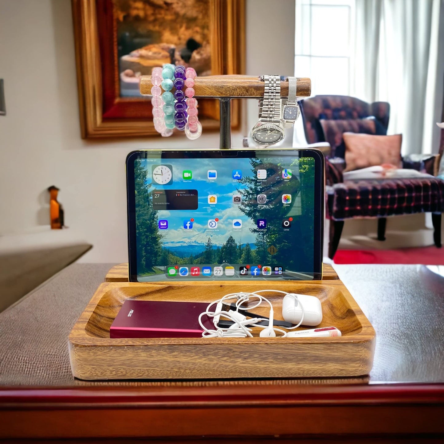 WRIGHTMART Wooden Headphone Stand for Over-Ear Headphones, Cell Phone, iPad, iPhone, Compatible with Bose, Beats, Sony, Sennheiser, Made from Beautiful Acacia Wood