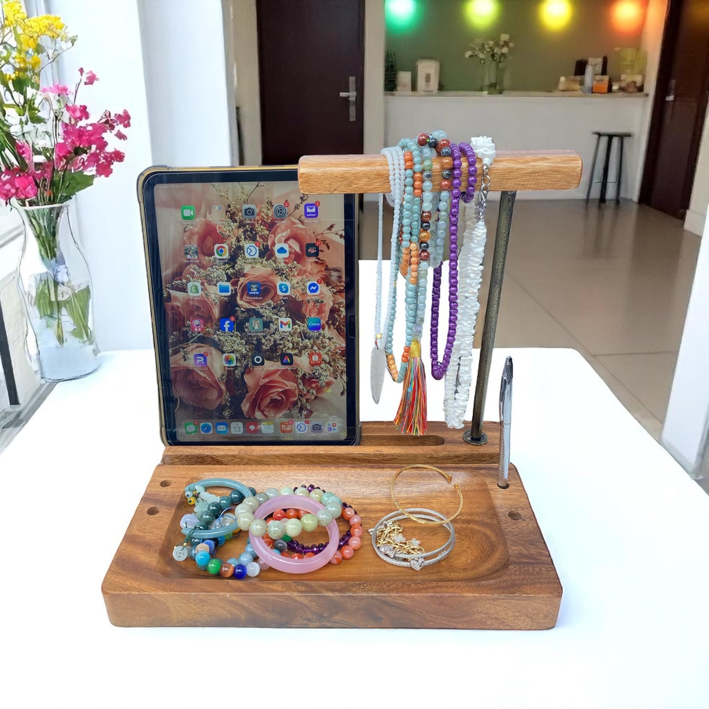 WRIGHTMART Wooden Headphone Stand for Over-Ear Headphones, Cell Phone, iPad, iPhone, Compatible with Bose, Beats, Sony, Sennheiser, Made from Beautiful Acacia Wood