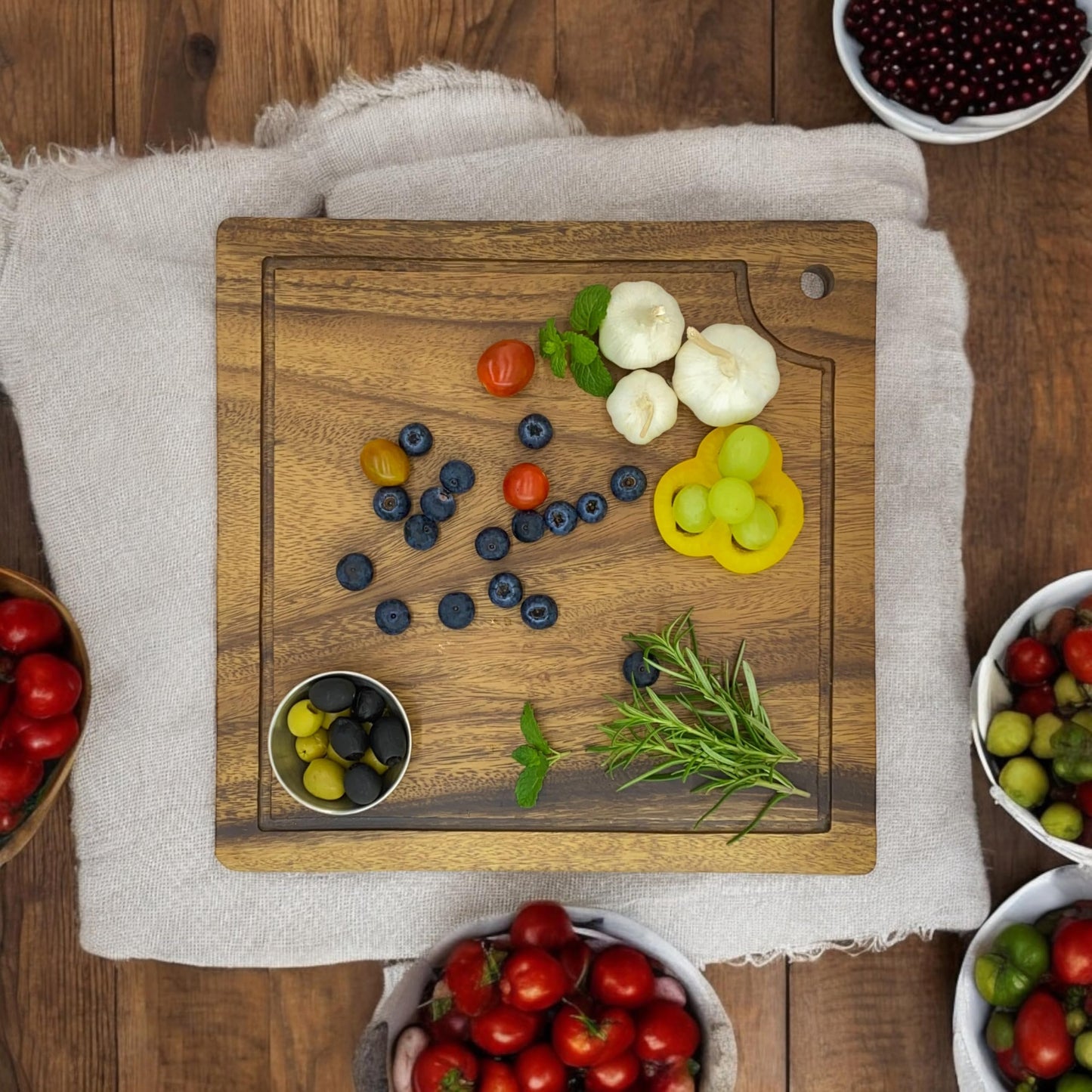 Acacia Wood Square Plates